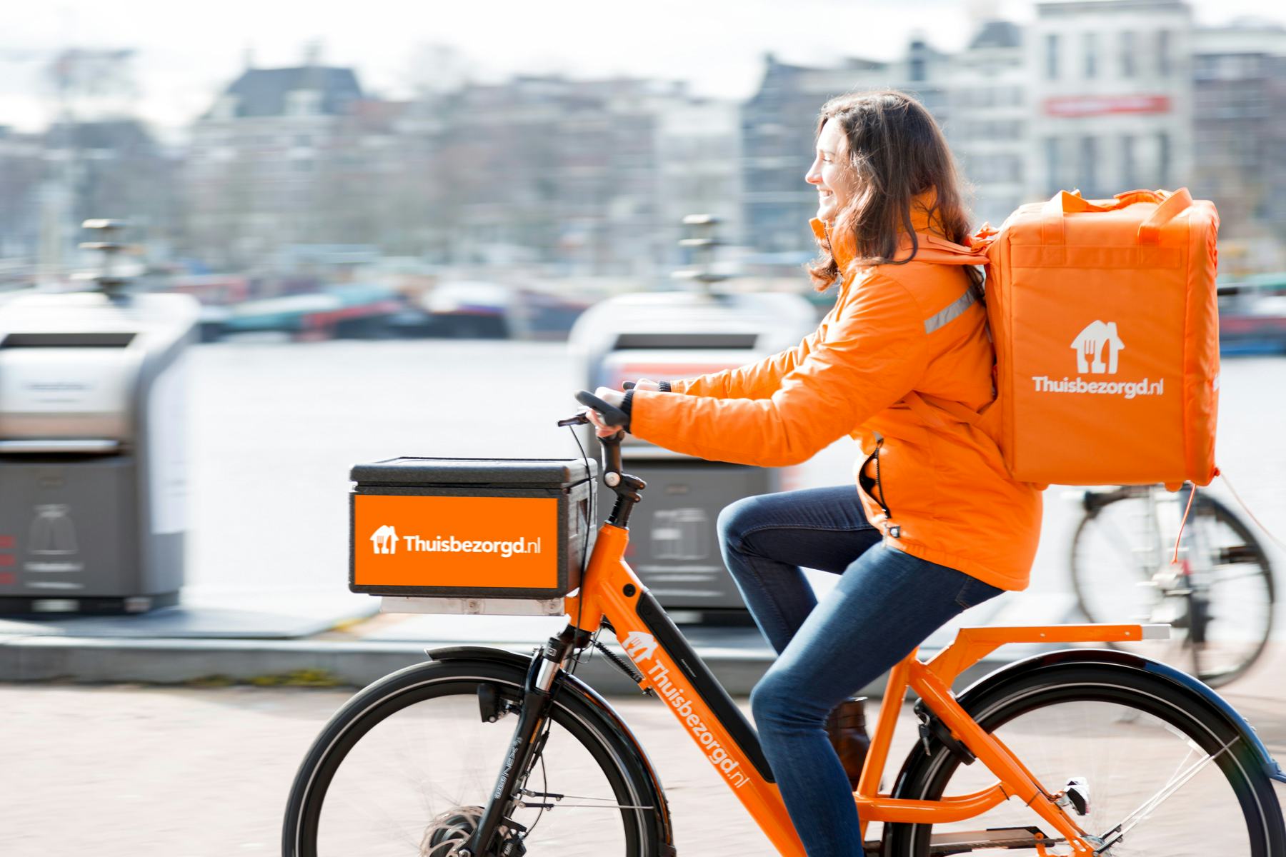 Thuisbezorgd.nl wil helft maaltijden bezorgen met elektrisch vervoer