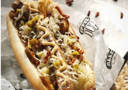 The Upperdog is een compleet hotdogconcept dat horeca- en fastservicelocaties de mogelijkheid biedt om direct aan de slag te gaan met premium hotdogs.