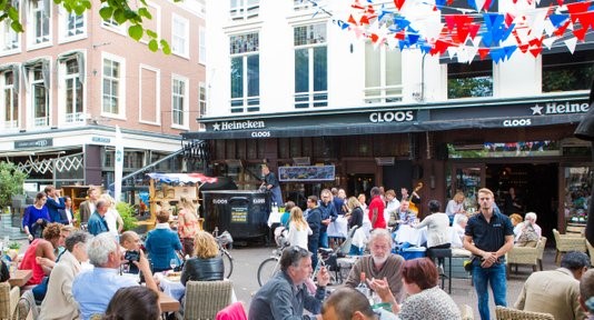 Eetcafé Cloos viert mosselseizoen met 'grootste mosselpan ter wereld'