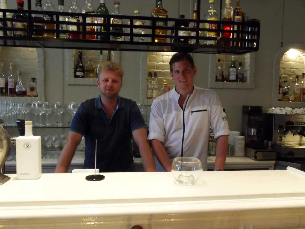 Marvin van der Bent en Lars Mieremet, eigenaren van restaurant De Klok.