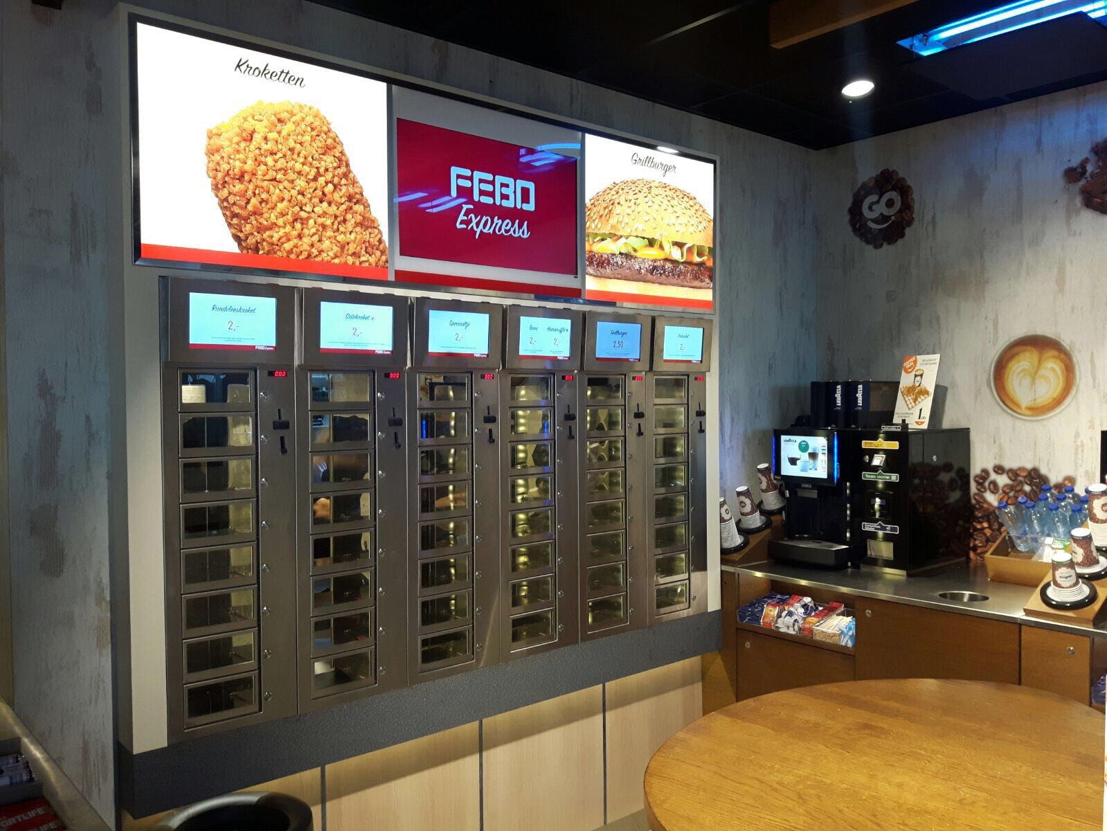 Febo en Texaco: snackwand langs A1 bij Amersfoort