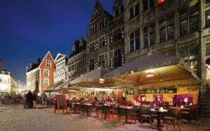 Harm van Rooij van Varpo Online merkt dat de terrasheaters steeds efficiënter worden en ook grotere oppervlakten kunnen verwarmen.