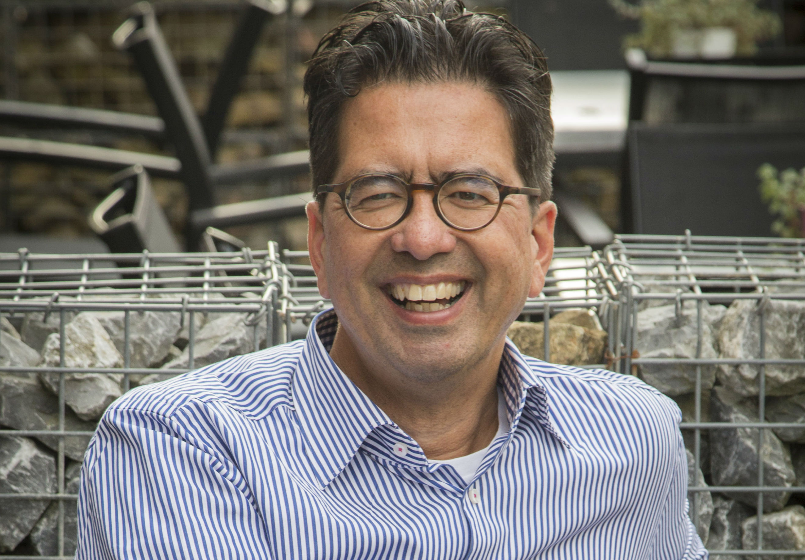 Jos Muller nieuwe columnist Snackkoerier