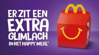Bekende Nederlanders werken als vrijwilliger bij McDonald's op McHappy Day