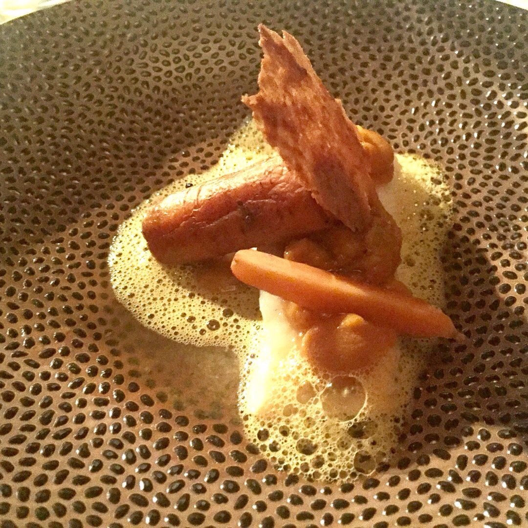 Tarbot met rookwortel, duindoornbes, gember en zeewier