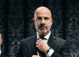 Zanger Bløf opent restaurant in Middelburg