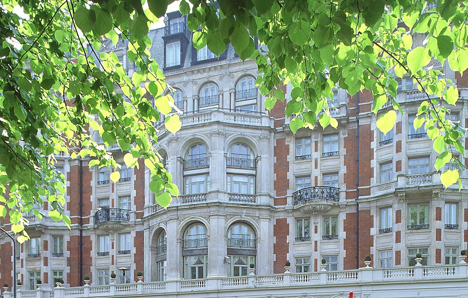 Grote brand in Mandarin Oriental Hotel Londen