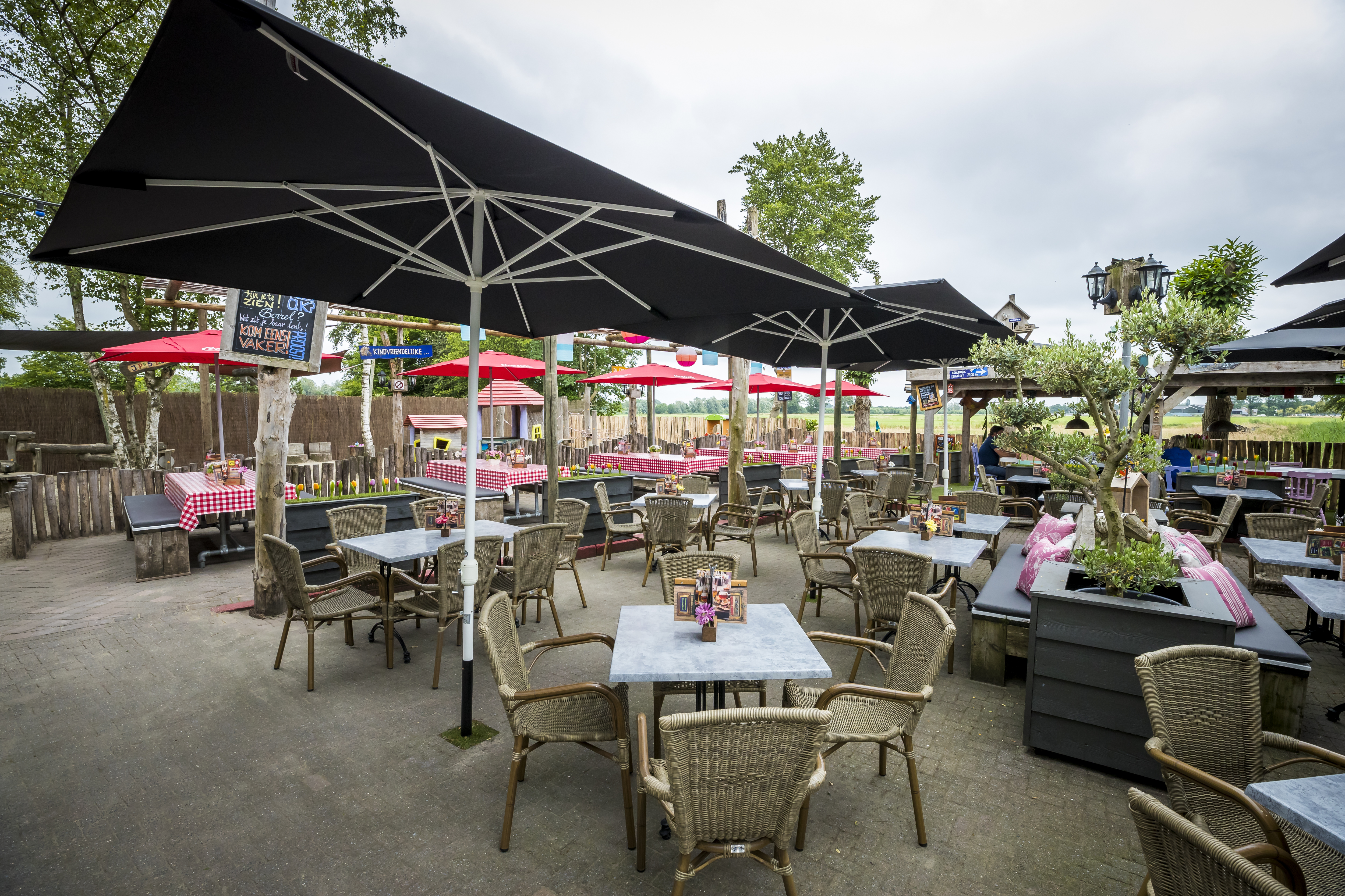 Dag 2 en laatste bezoek: Huis ten Bosch, Chaam.