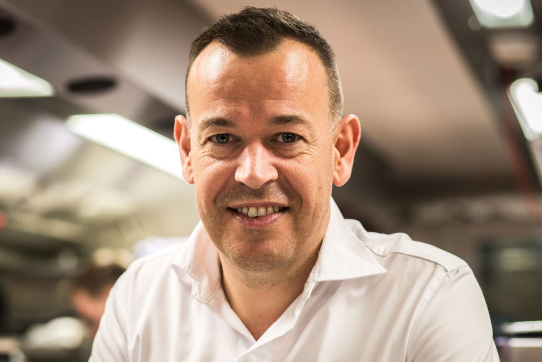 Richard van Oostenbrugge en Thomas Groot van start in Singapore