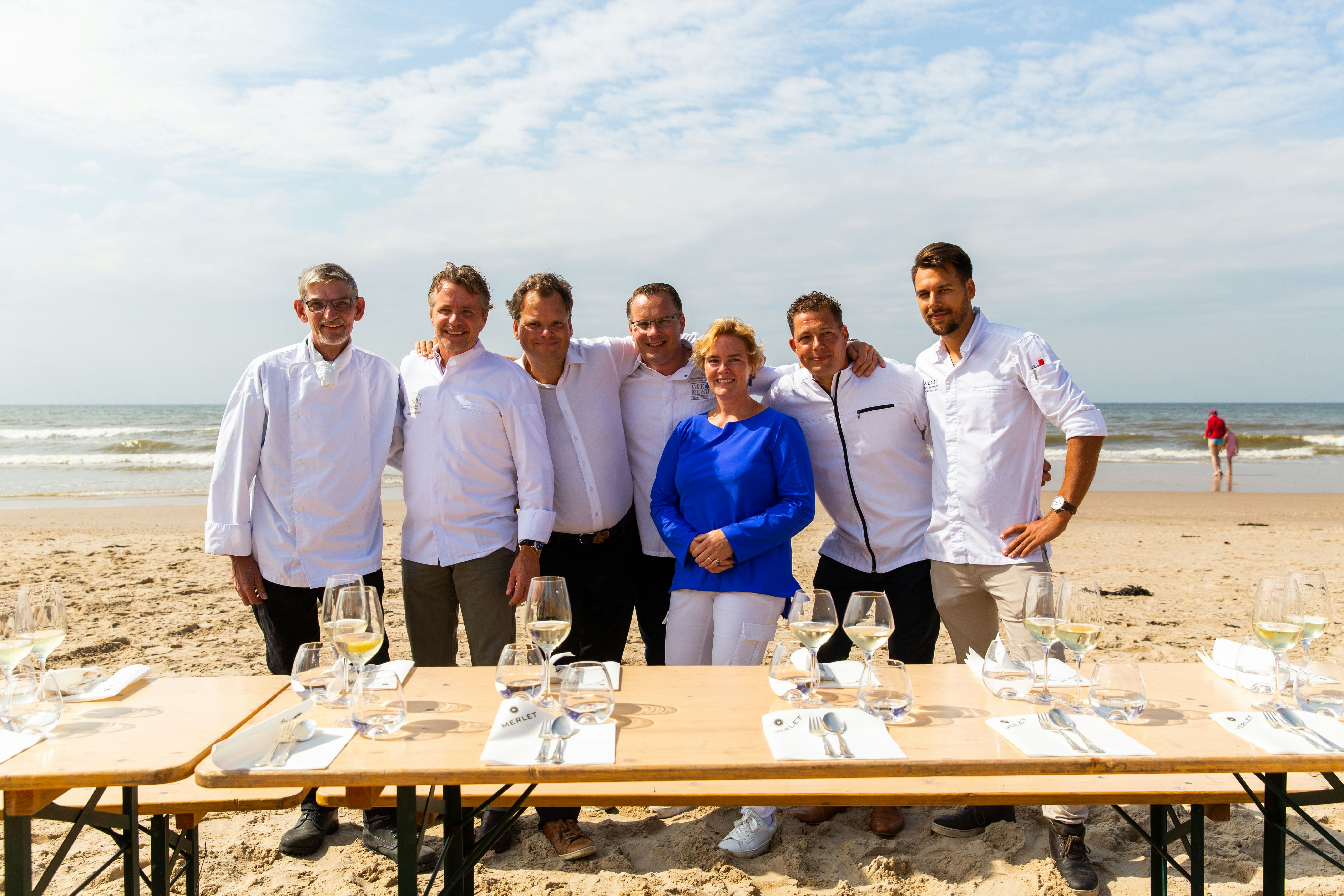 Alan Pearson, Wilco Berends, Martin van Bourgonje, Onno Kokmeijer, Carla van Bourgonje, Timo Munts en Jonathan Zandbergen