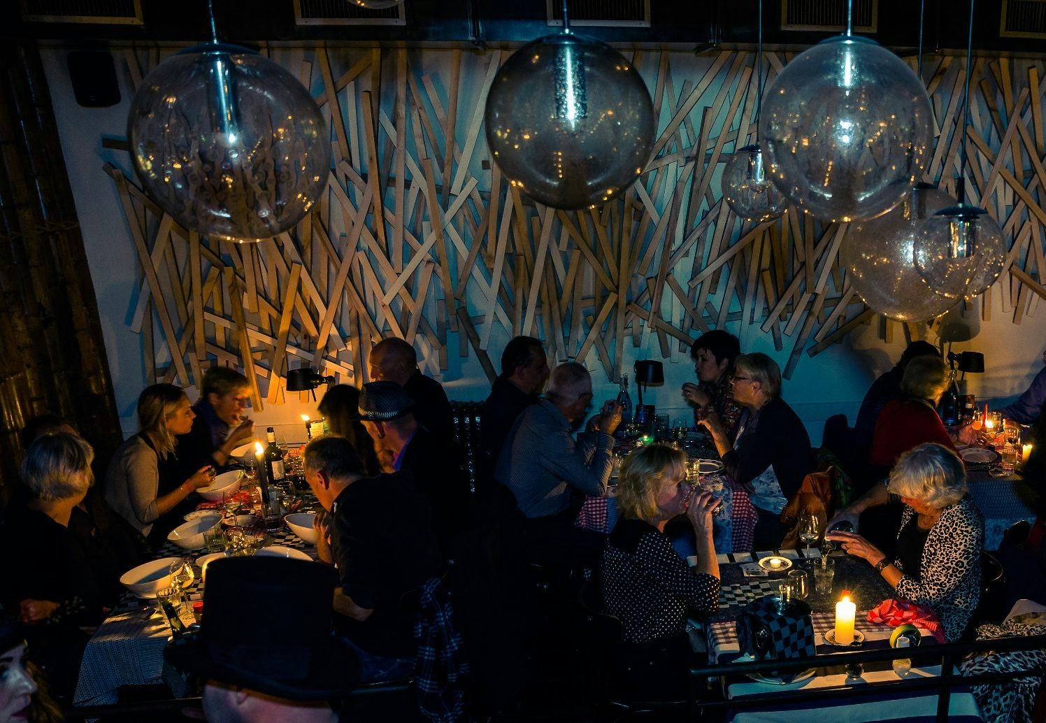 Restaurants doven licht tijdens de Nacht van de Nacht