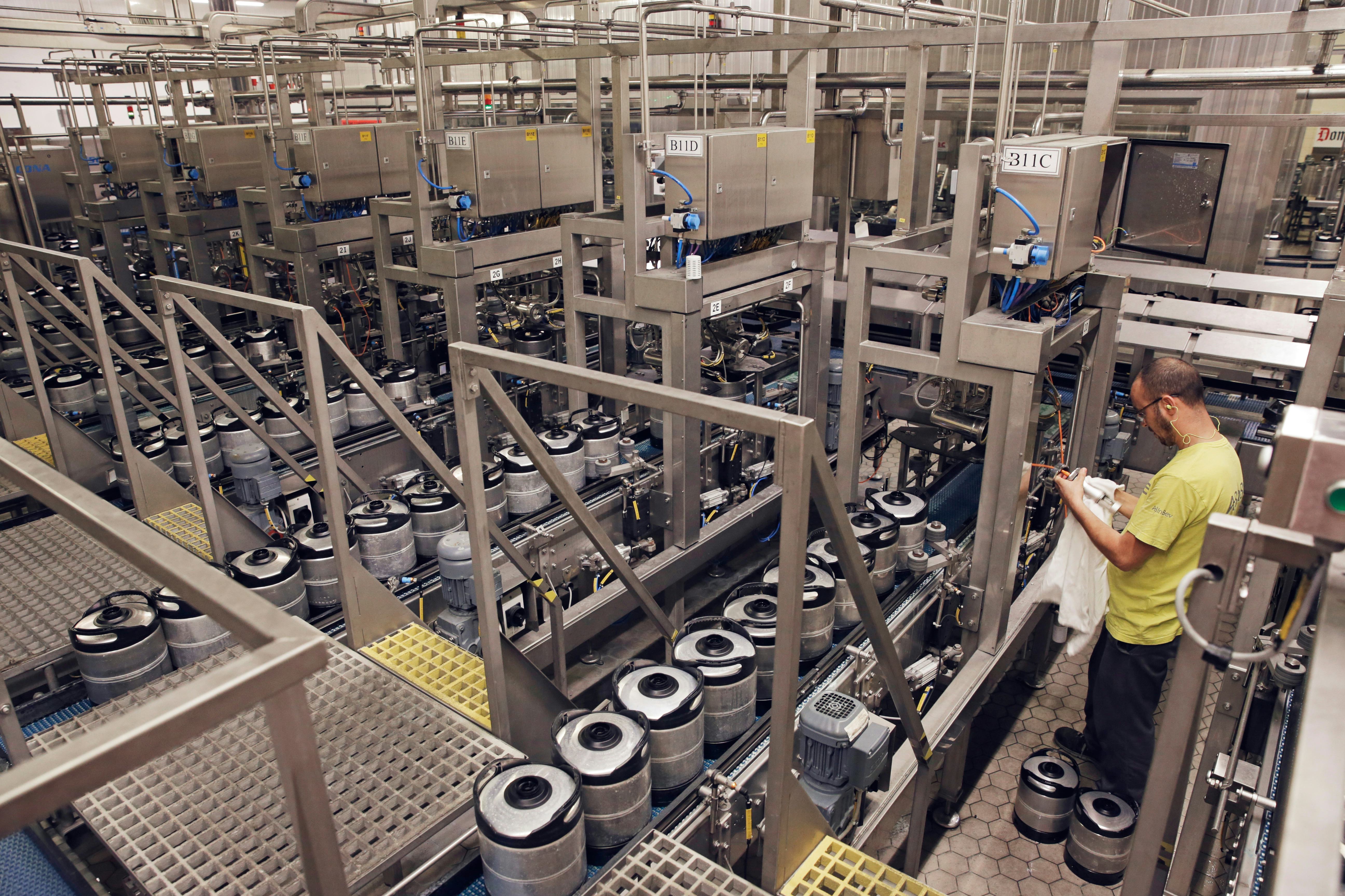 Pilsprijzen bierbrouwer AB InBev 2019 bekend: Jupiler 5% duurder