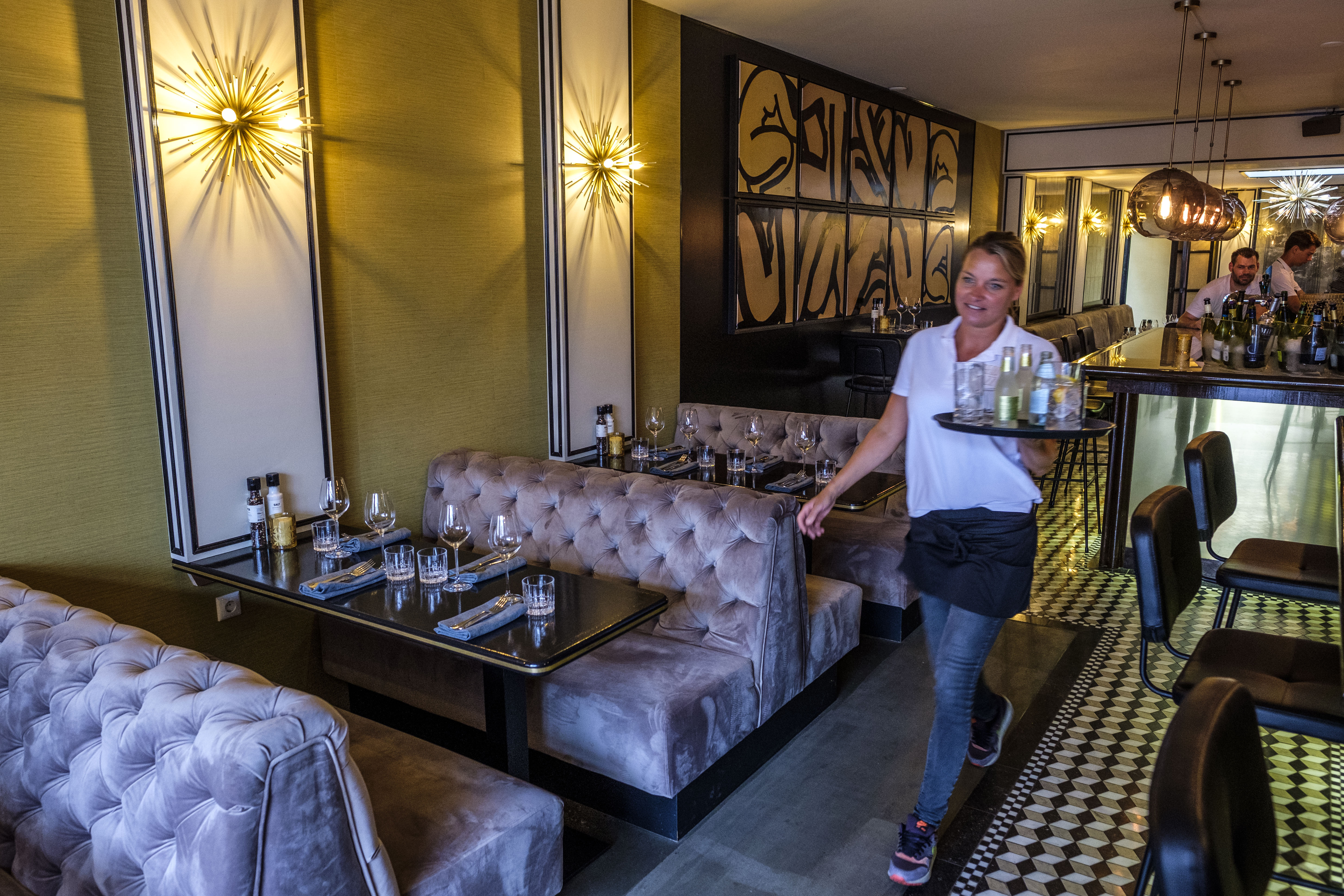 (C) Roel Dijkstra Fotografie / Foto : Fred Libochant

Den haag / The old Jazz / restaurant / interieur