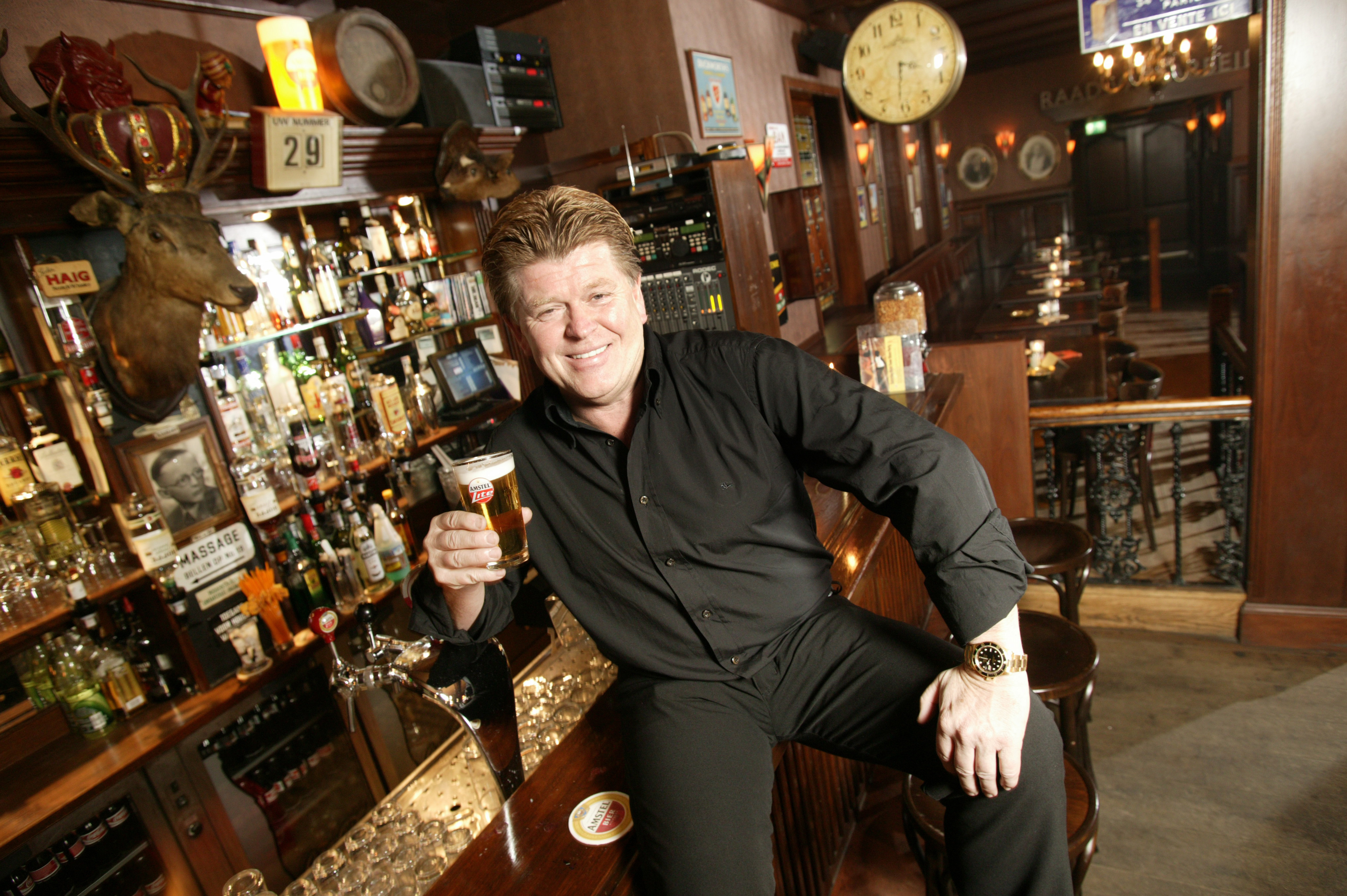Café Top-100: Portret van Joop Bohlmeijer in zijn café Anno 1890 in Amsterdam.