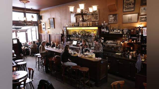 Café Hoppe, Amsterdam bar, interieur van het caféCafé Zit Hoppe