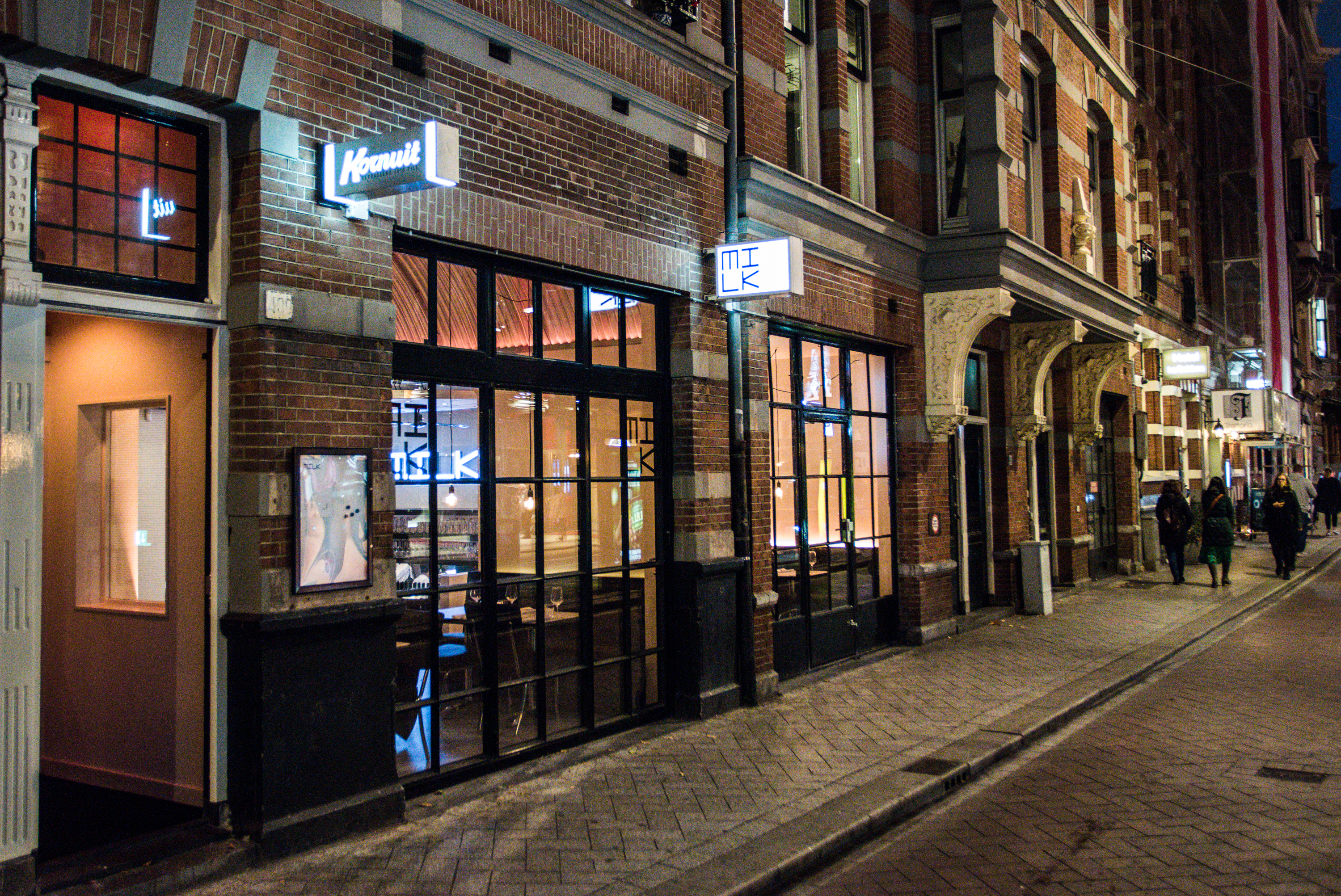 Eigen café-restaurant voor poppodium Melkweg: Milk