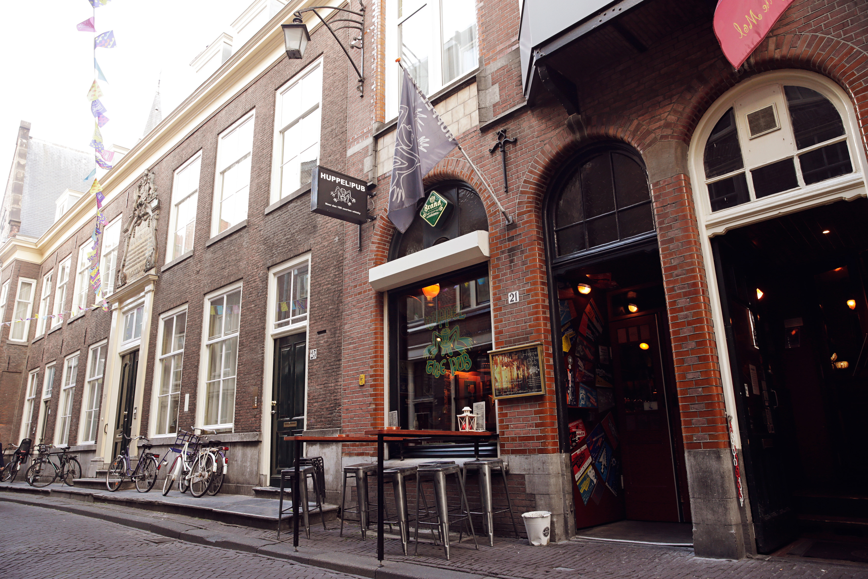 MH Cafe top 100 2018