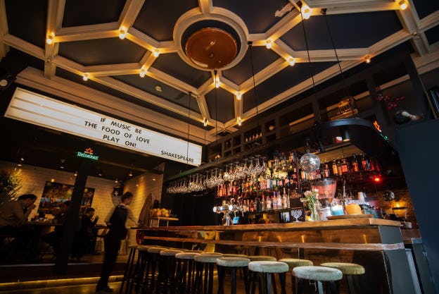 Bar Bitterbal opent deuren in Amsterdam