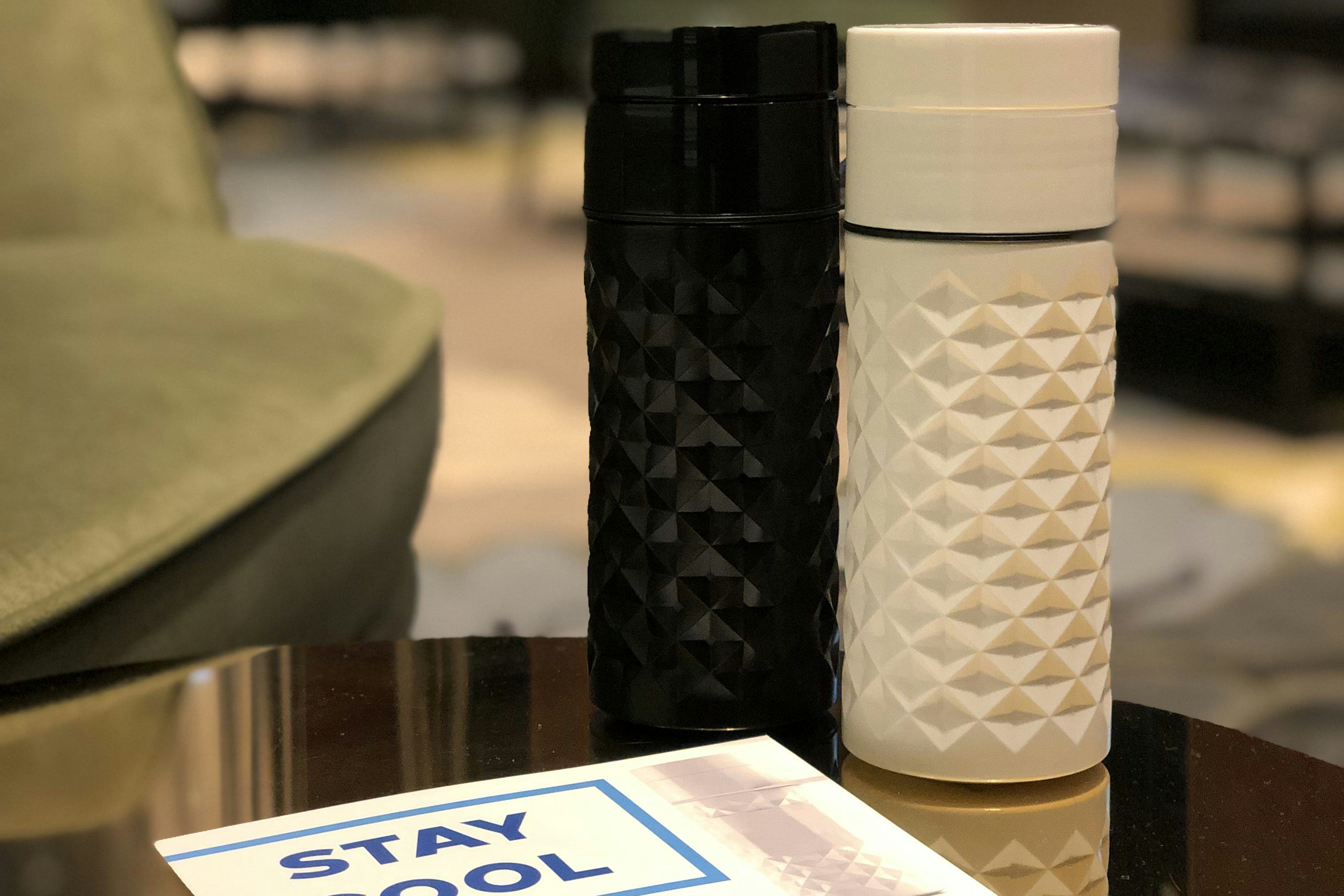 Hilton Den Haag haalt alle single-use plastic waterflesjes uit hotel