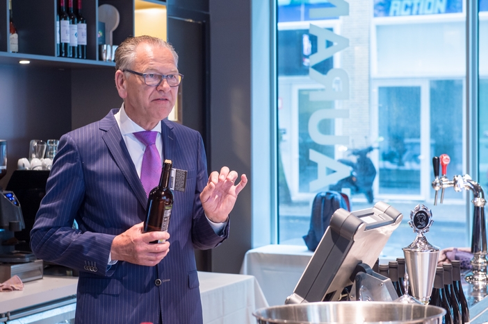 'Docent' Peter Bruins, 