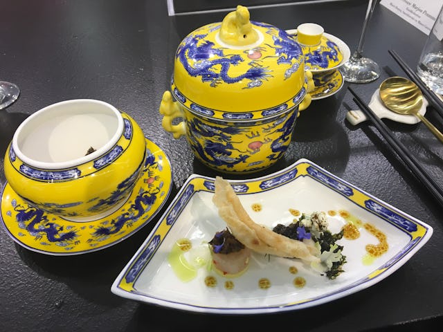 Chapter 3: Beijing regio: Emperor of China
Abalone, Pruikzwam, Beijing Gele Kip, Chinese Zeemos