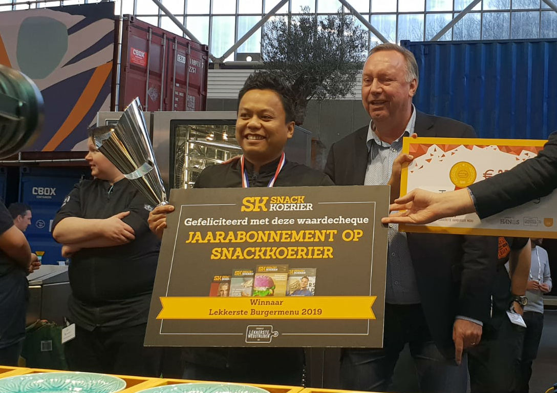 'Indische burger' Ferlyan Palimbong wint Lekkerste Hamburgermenu