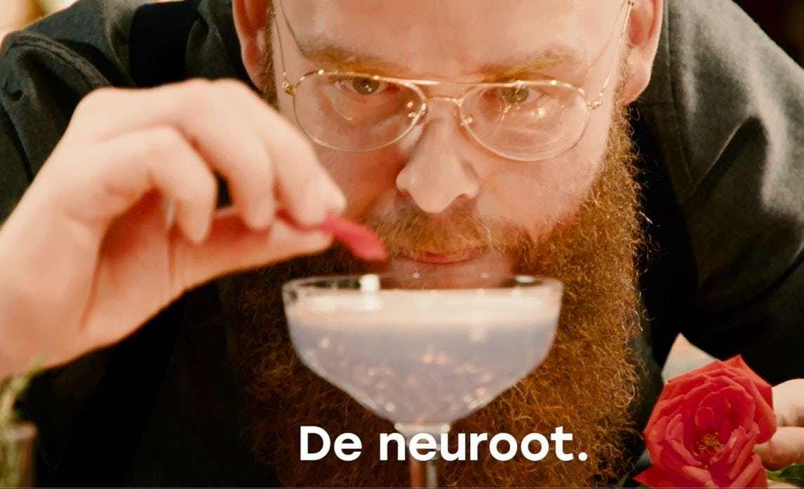 Debuut werft horecapersoneel met karakter-video': sloom fanatiek of lomp