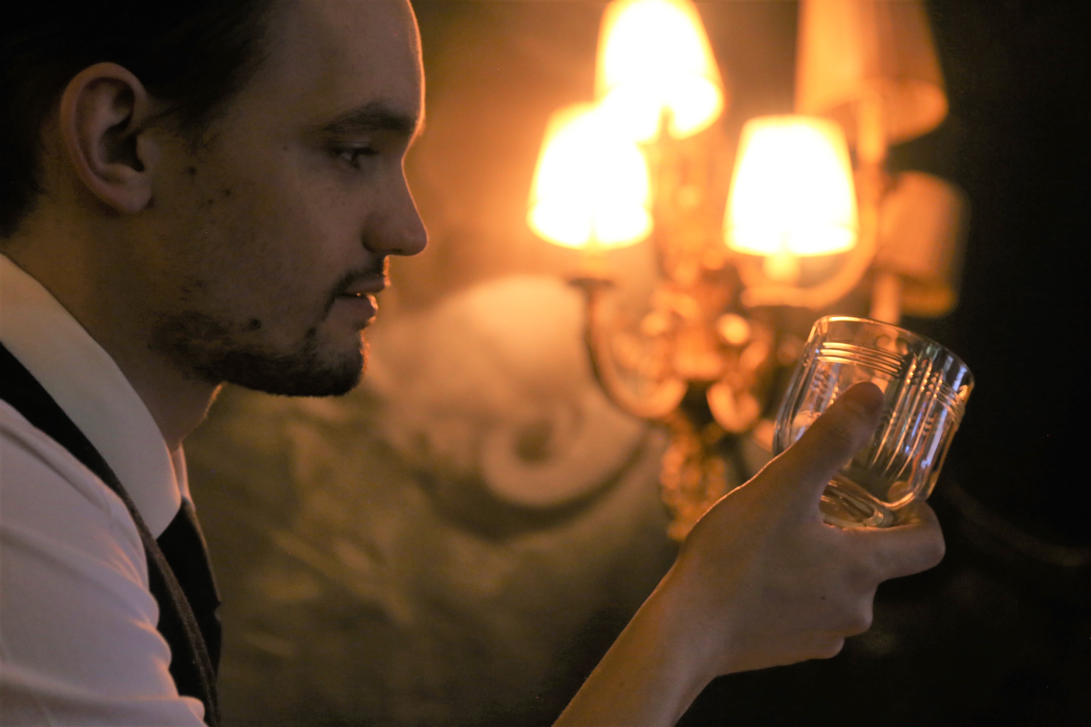 Glas van ontwerpcompetitie Libbey voor bartenders in productie