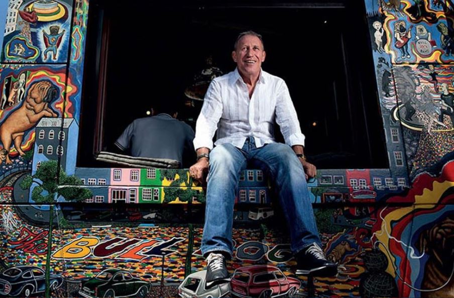 The Bulldog naar Aruba