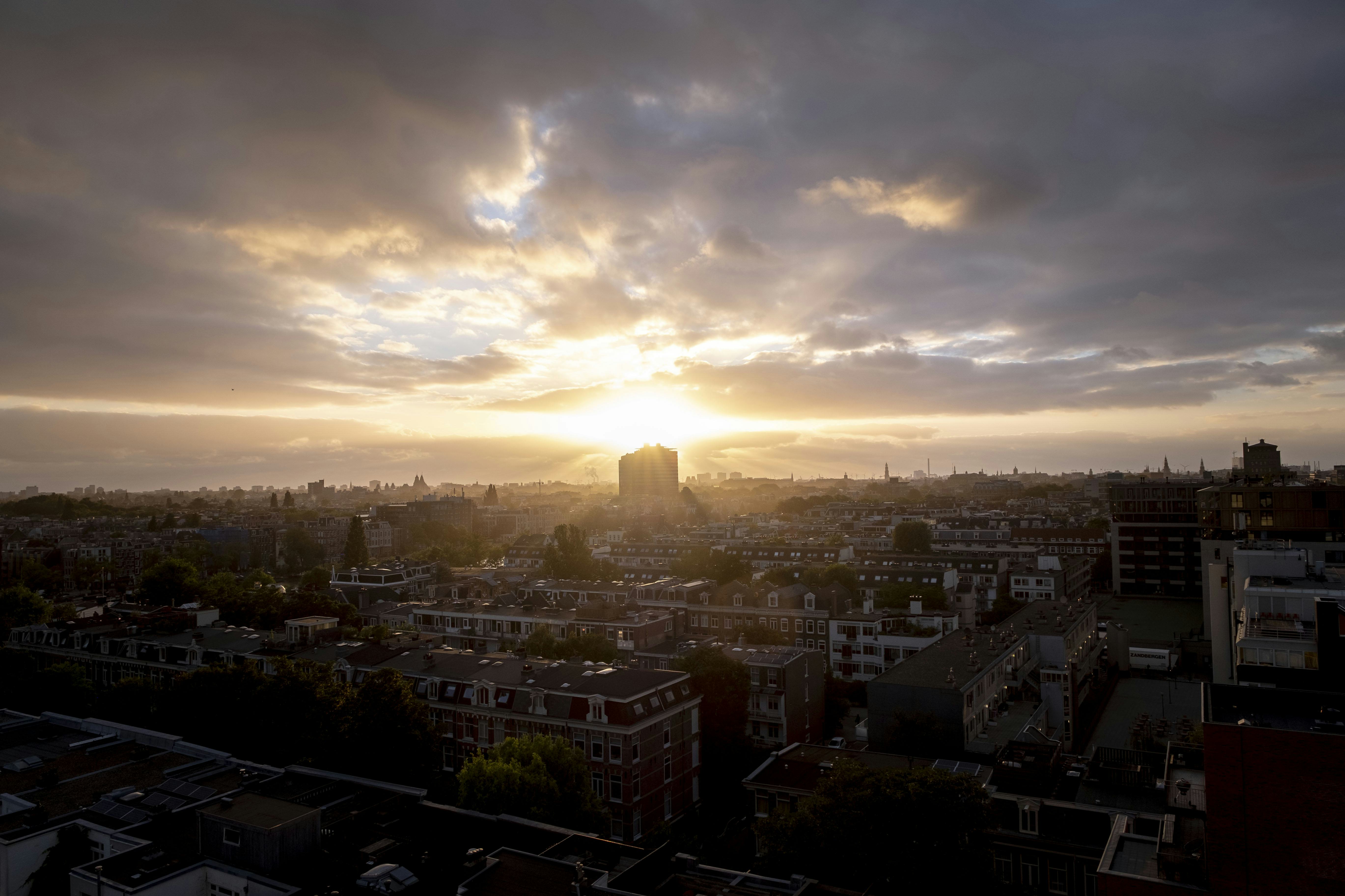 Roef: Rooftop Festival op 14 daken in Amsterdam