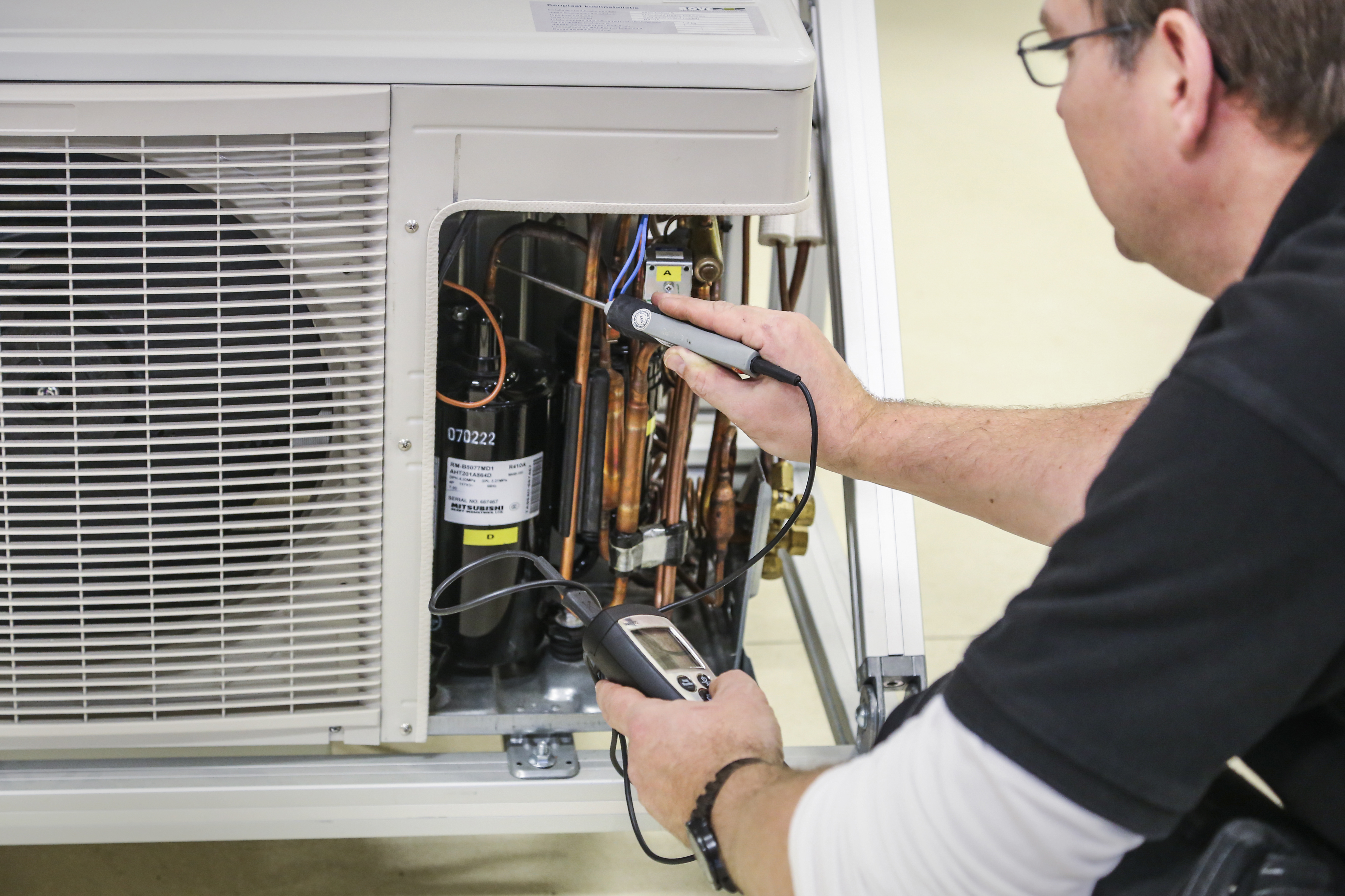 IJskoud en ROVC starten opleiding koeltechniek voor horecatechnici