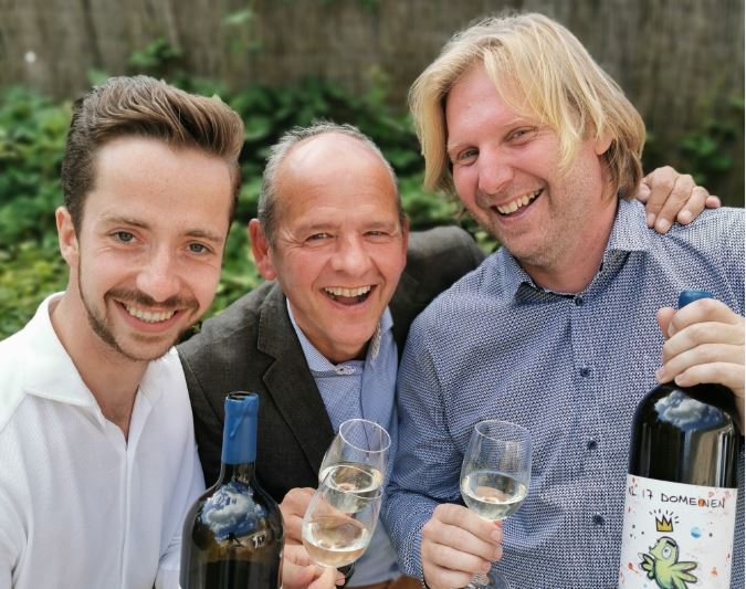Eén wijn van 17 Nederlandse wijngaarden
