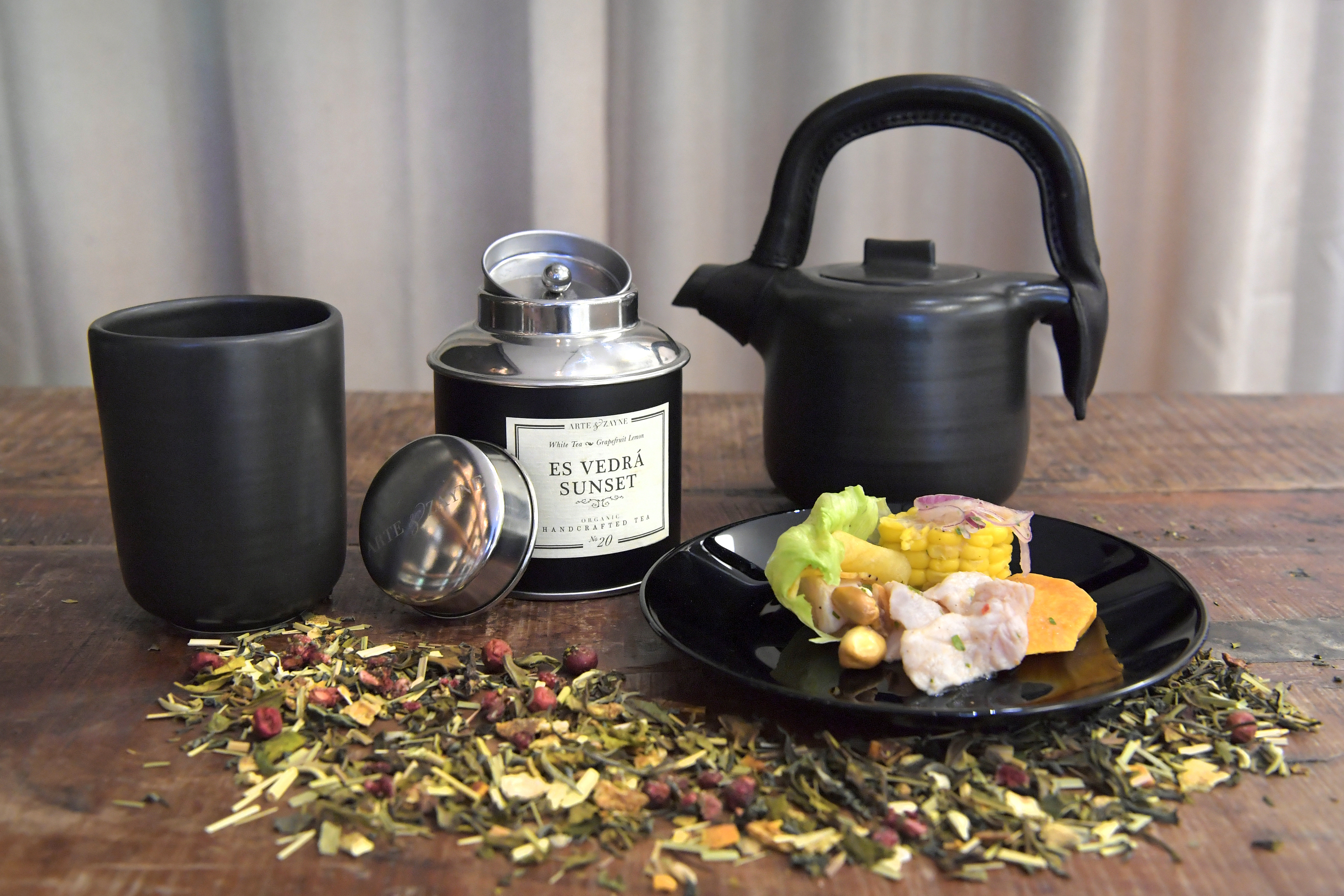 Boterzacht en met een zuurtje: Es Vedrá Sunset matcht mooi met ceviche. Foto: Cor Salverius