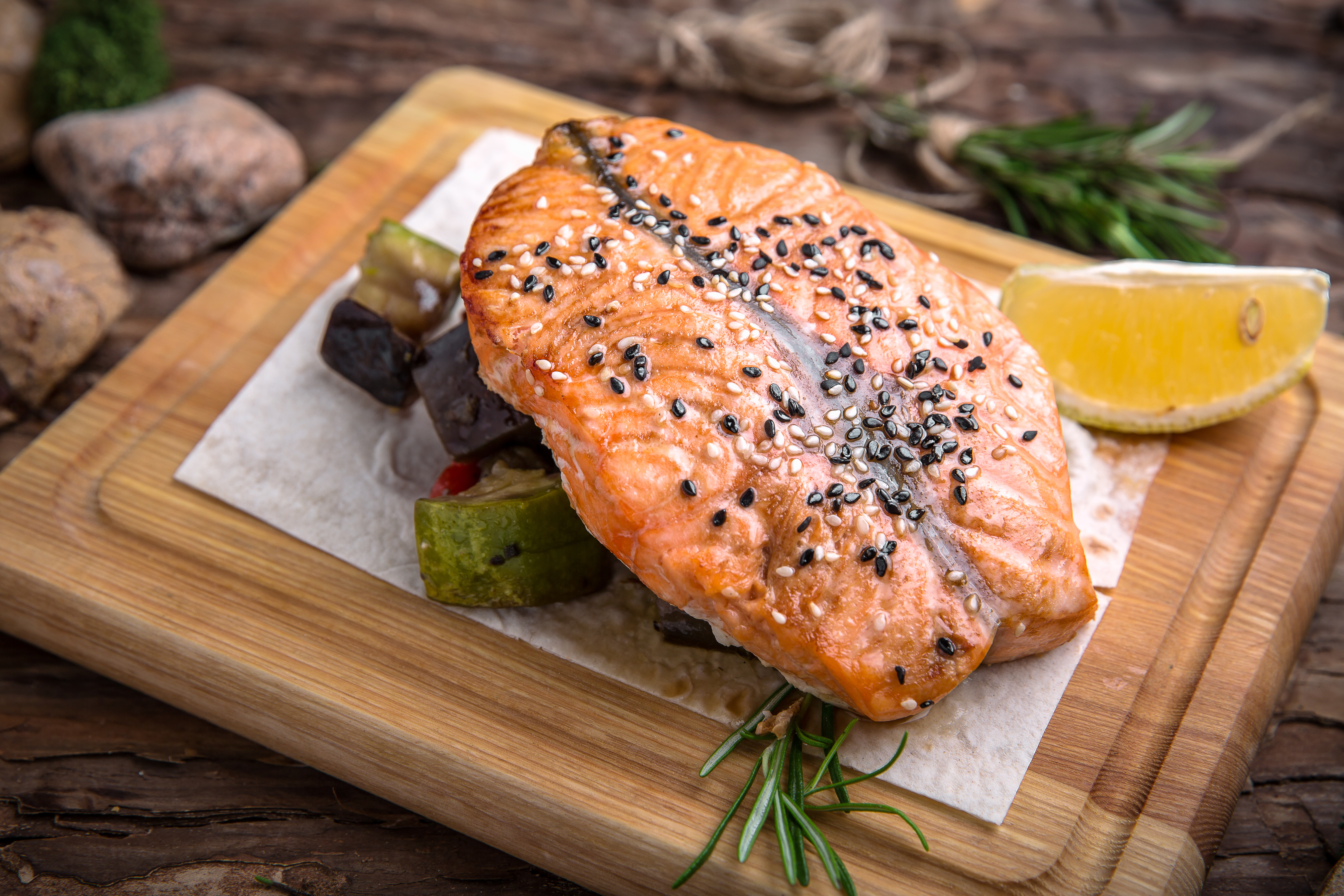 Zalm meest aangeboden vissoort op menukaart Scheveningse strandpaviljoens