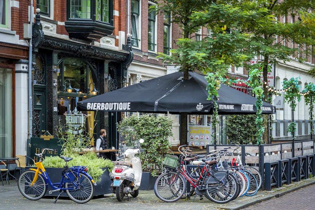151019, Rotterdam: De Bierboutique, Misset Horeca Cafe Top 100. Foto: Marcel van Hoorn.