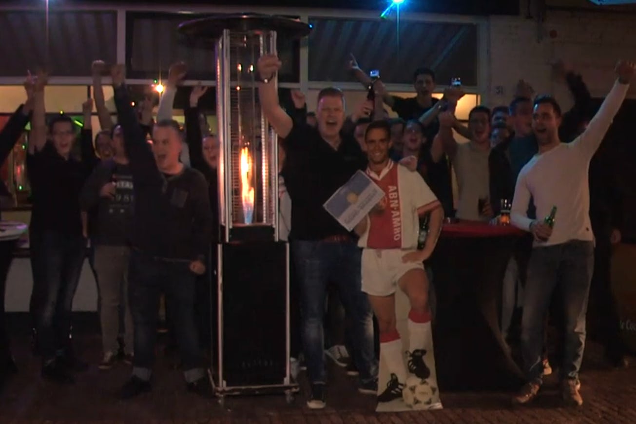 Café de Coop 'Leukste Voetbalkroeg van Nederland'