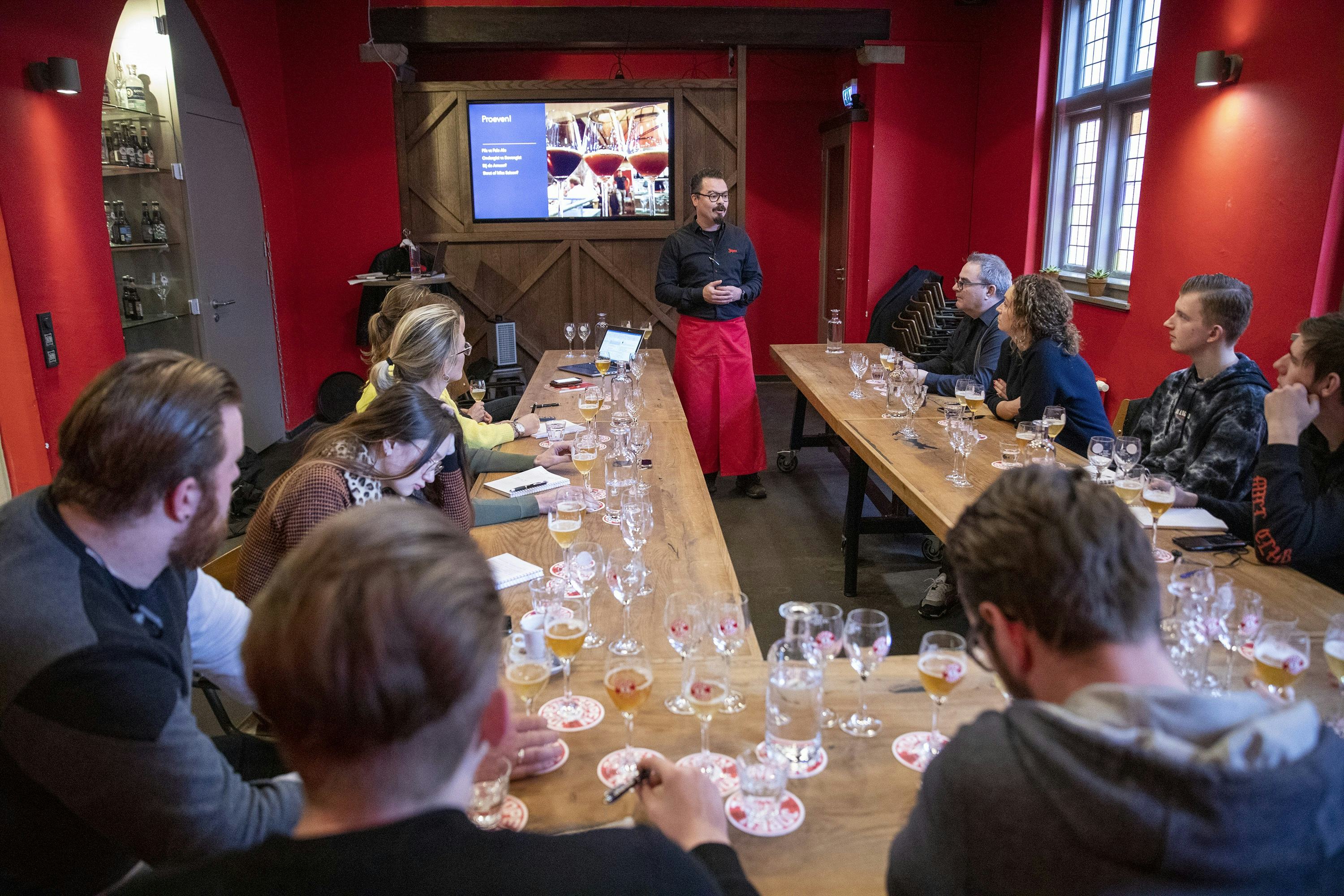 Masterclasses Bierkennis studenten Hotelschool bij Jopen
