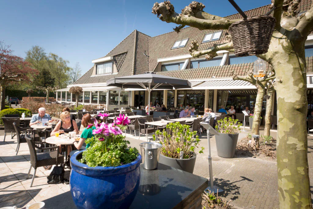 Het huidige pand van Van der Valk Voorschoten