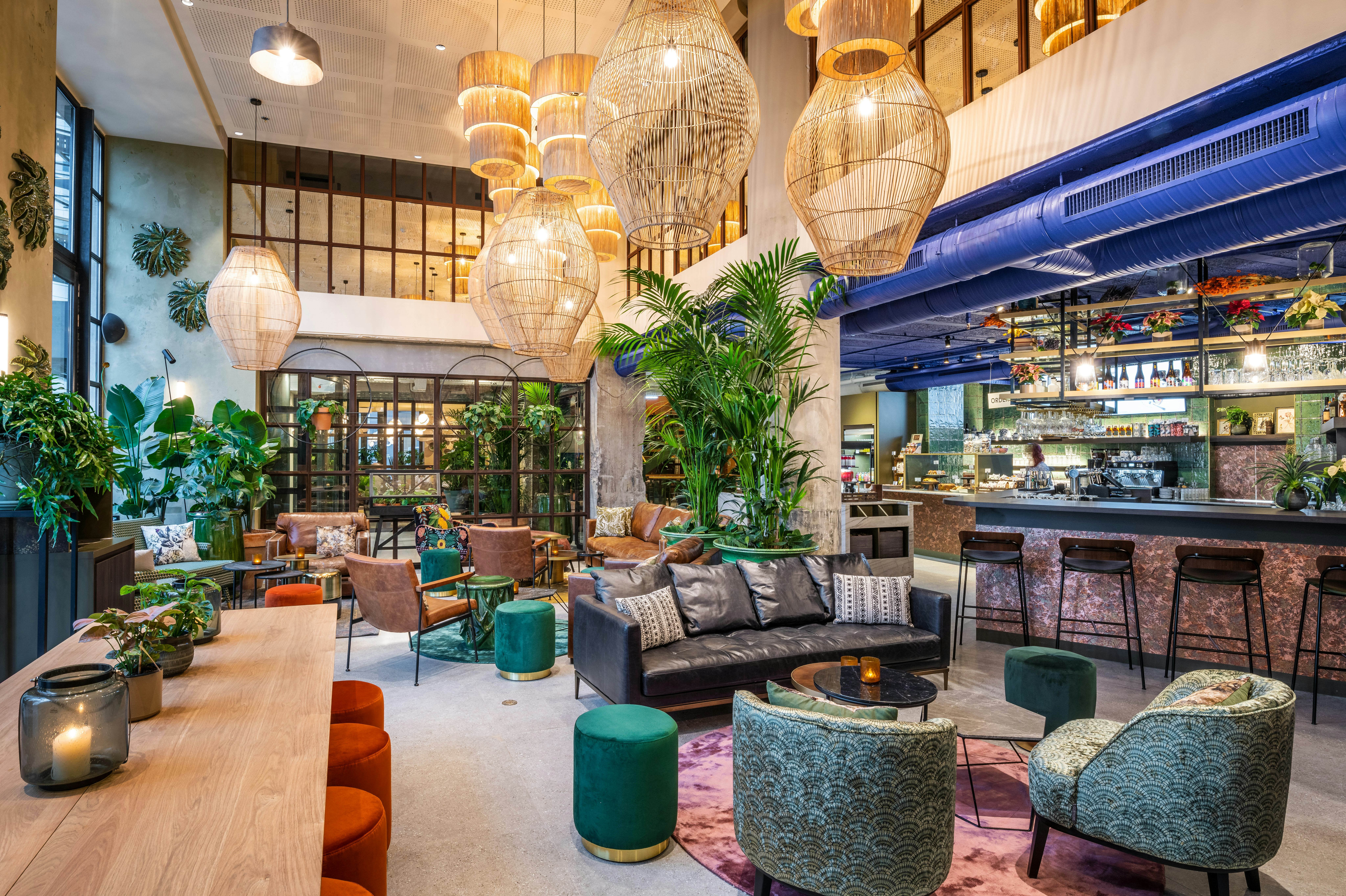 Horecainterieur: Hilton Brussel omgedoopt tot groen paradijs Indigo