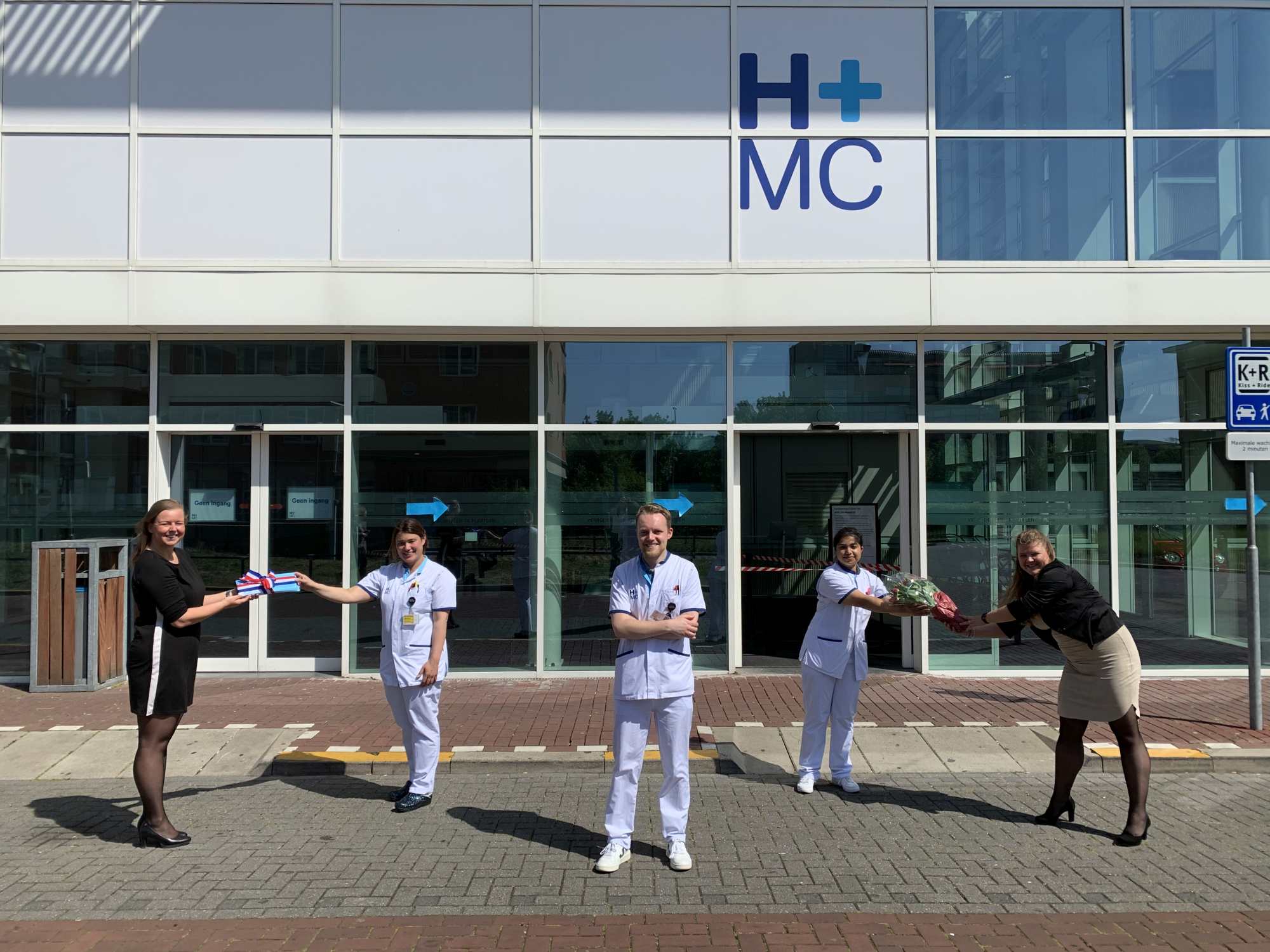 IC-medewerkers krijgen overnachting van Leonardo Royal Hotel Den Haag