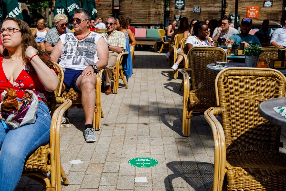 Met 1,5 meter afstand voorlopig nog geen maximale bezetting in de horeca.