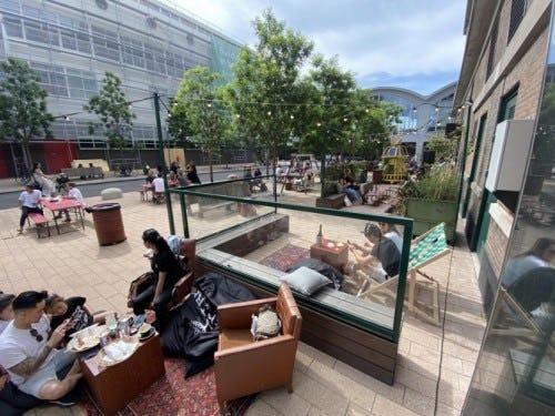 Foodhallen Rotterdam uitgebreid met een terras