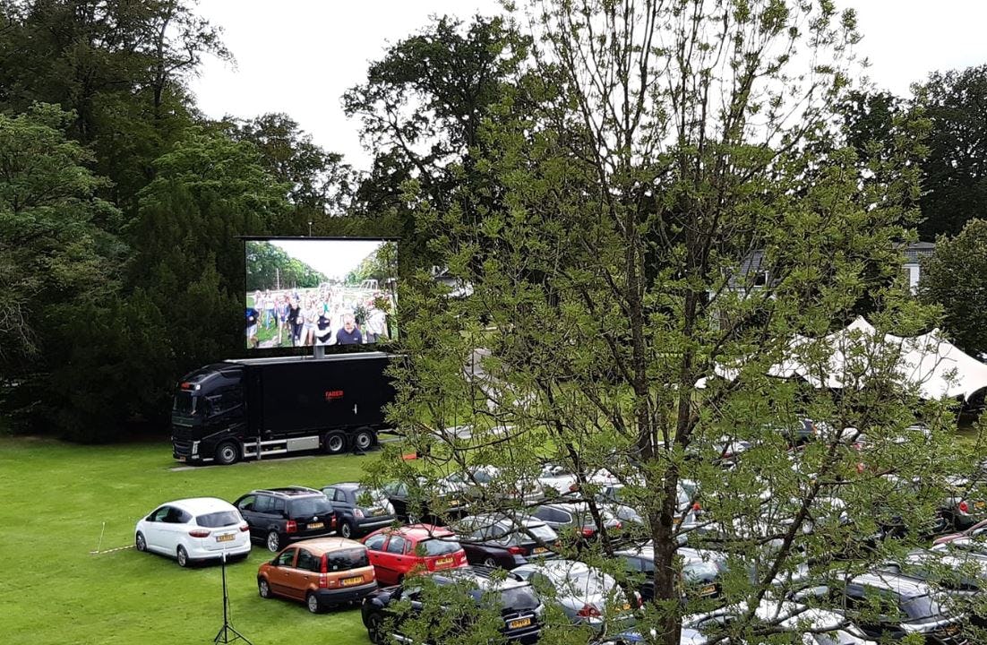 Groep acht neemt afscheid in tuin Lauswolt