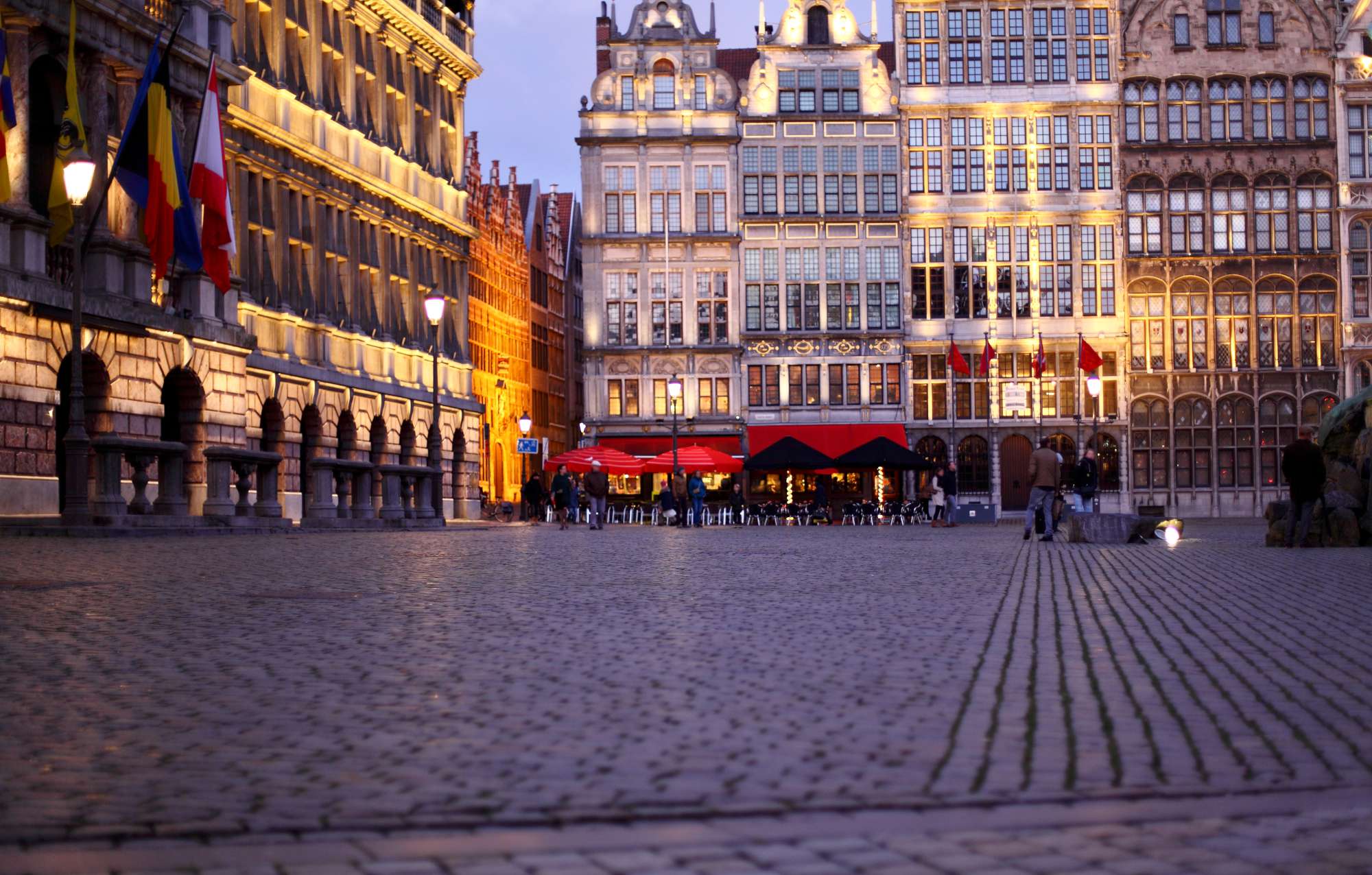 Antwerpen verscherpt aantal coronamaatregelen