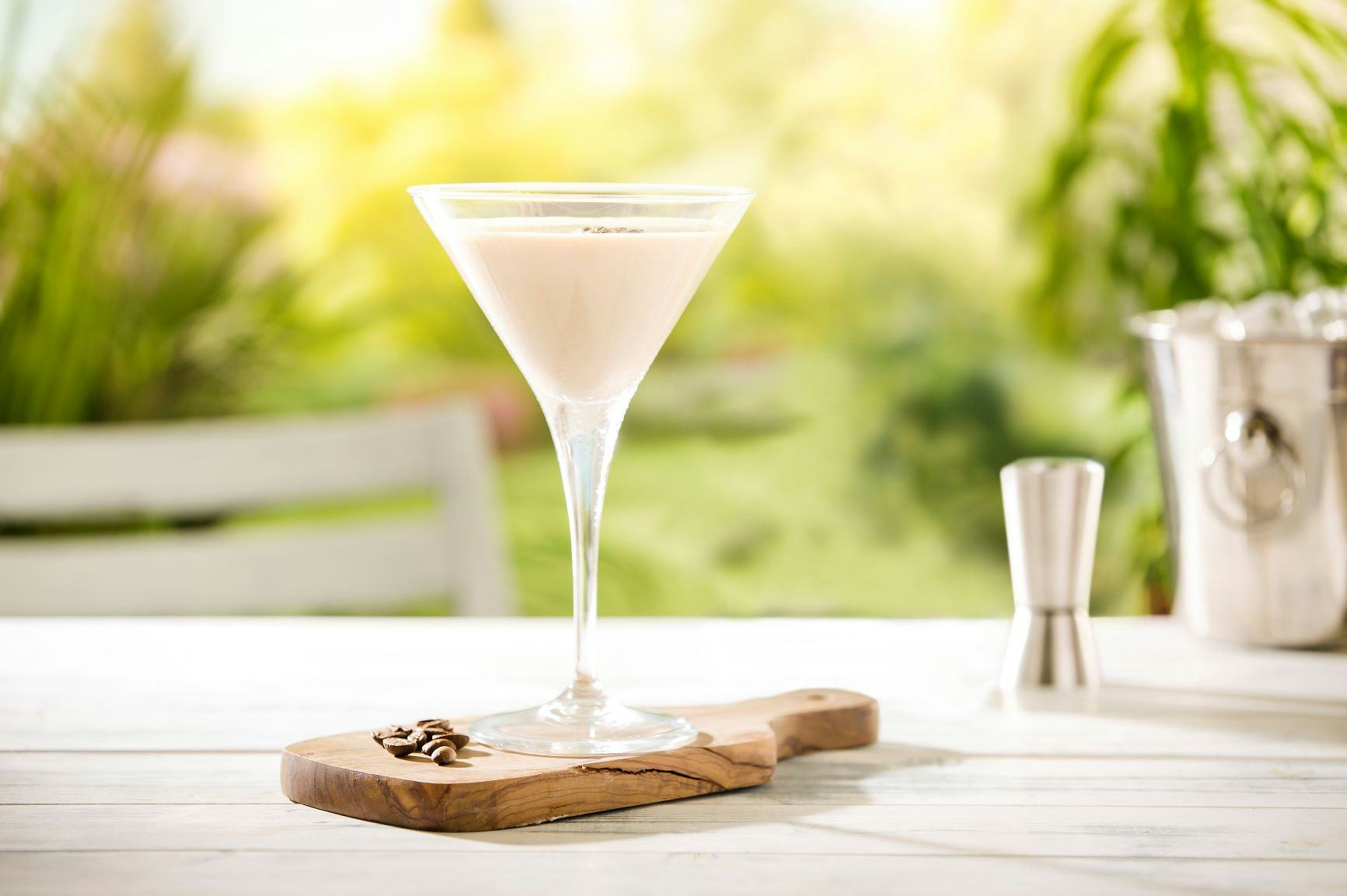 Cocktailrecept: romige cocktail Tia Velvet Martini