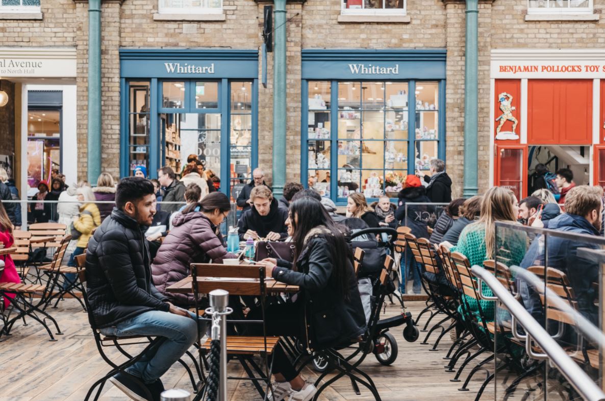 Britten mogen voor de helft van het geld naar de horeca