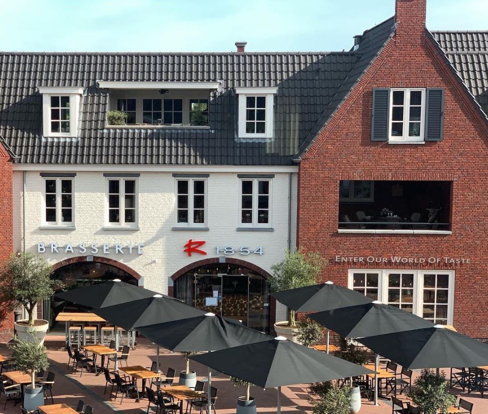 Brasserie slaat handen ineen met kledingzaak