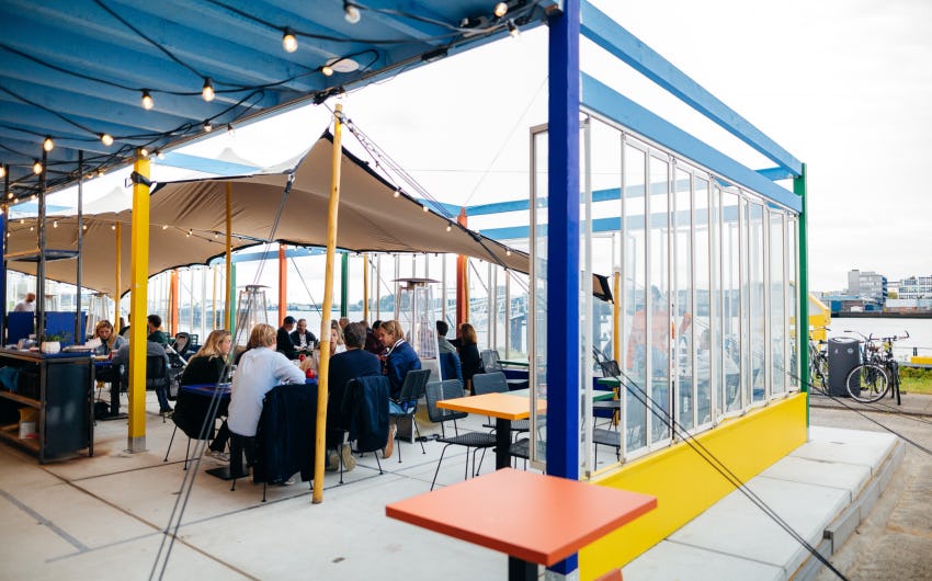 De Maaskantine opent als overdekt buitenrestaurant met uitzicht op de Maas