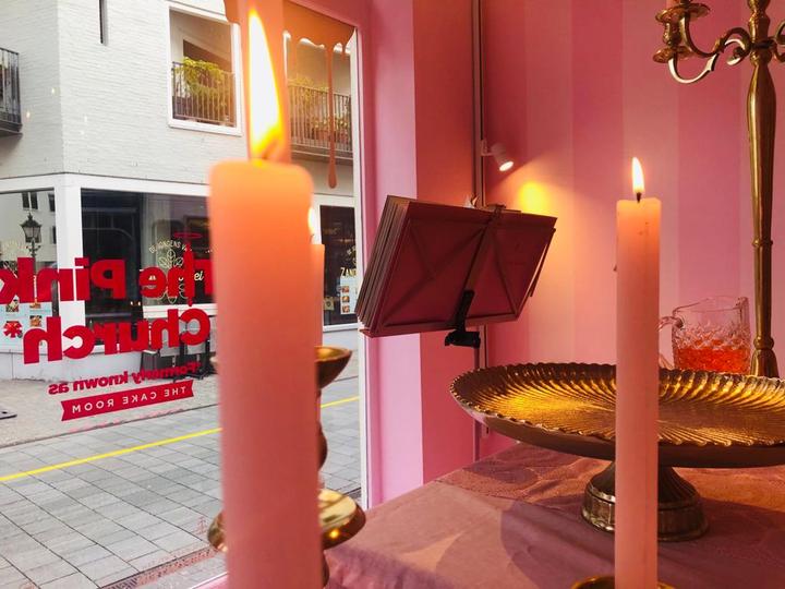 Van horecazaak naar kerkgenootschap: 'Boodschap met gezonde dosis satire'