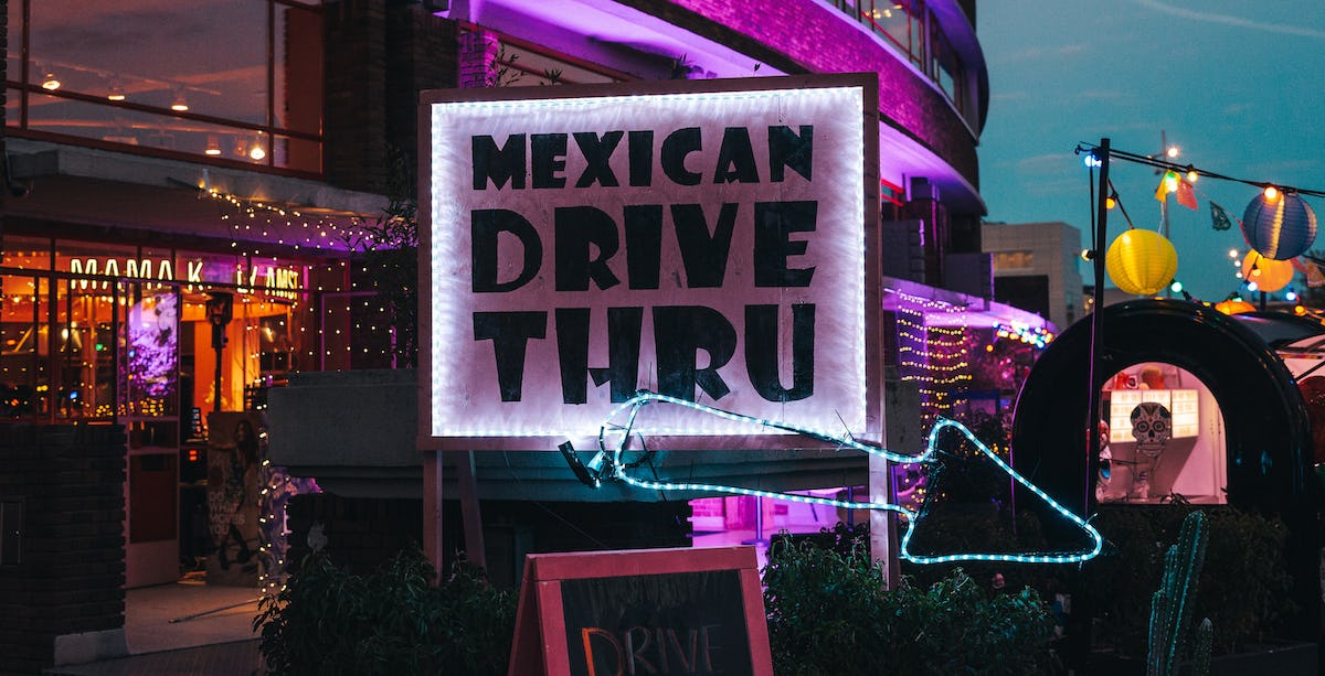 Mama Kelly opent Mexican Drive Thru met Taqueria Lima